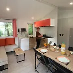 乐巴尔德特里露营酒店 营地 4*
