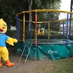 Camping Le Val De Trie Béhen