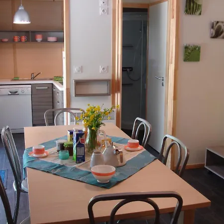 Le Val De Trie Kamp alanı Béhen