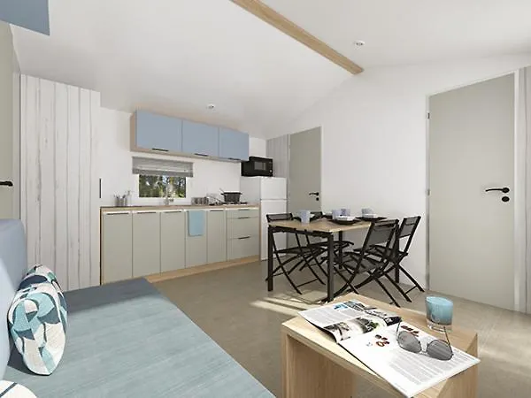 אתר קמפינג Le Val De Trie 4*